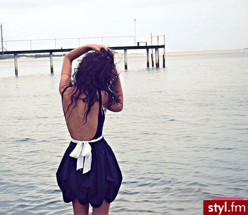 Sukienki Moda