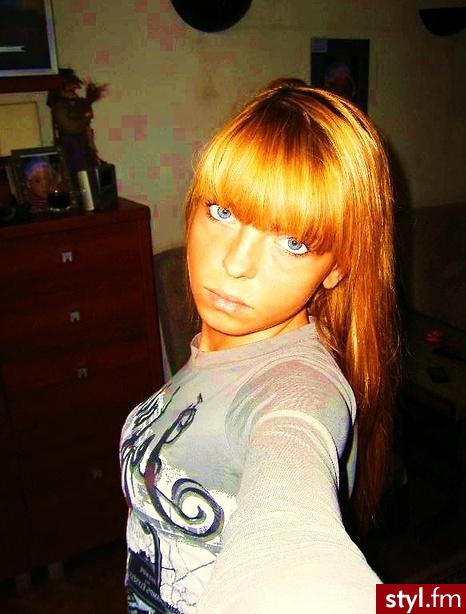 Średnie Fryzury