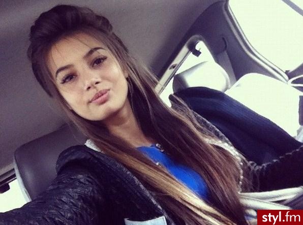 Brązowe Rozpuszczone Proste Na co dzień Długie Fryzury