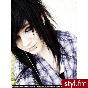 jest w galerii  .? daj link ;] - EMO Alternatywne Średnie Fryzury