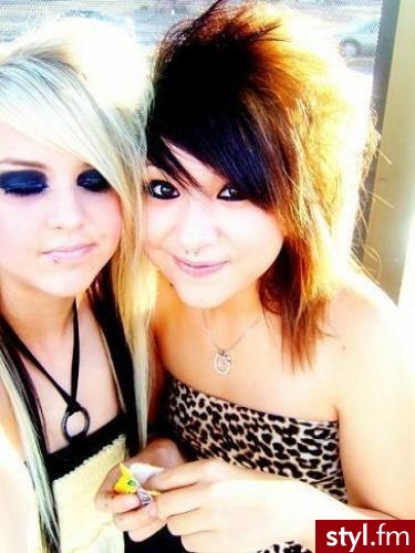 EMO Alternatywne Średnie Fryzury