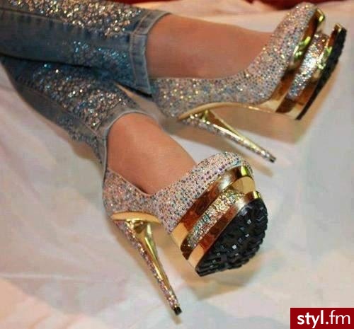 Szpilki Buty Moda
