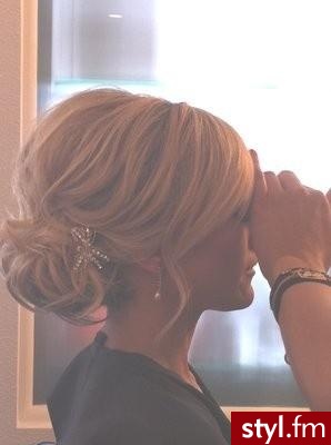 Blond Upięcie Kręcone Konkursowe, pokazowe Długie Fryzury