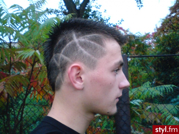.... :D - Punk Rock Alternatywne Średnie Fryzury