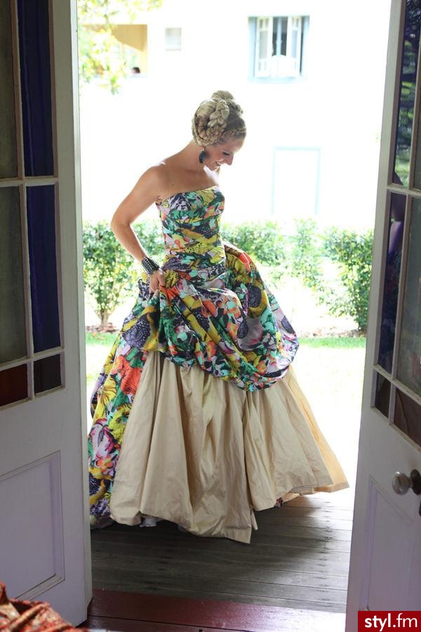 Sukienki Moda