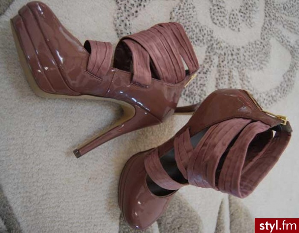 Pozostałe Buty Moda