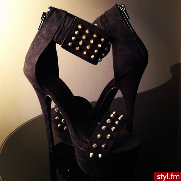 Szpilki Buty Moda