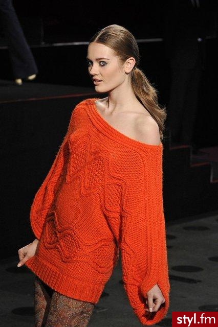 Swetry Ciuchy Moda