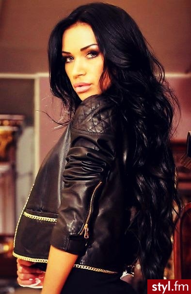 Średnie Fryzury