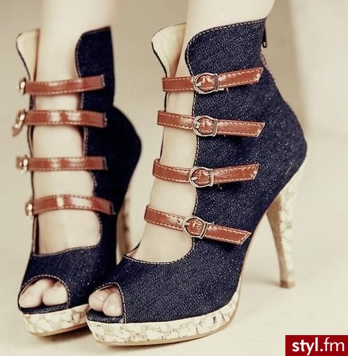 Pozostałe Buty Moda