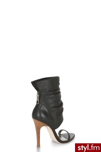 obcas z cholewka - BCBG Max Azria 225$ - Pozostałe Buty Moda