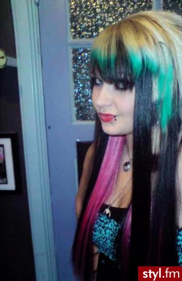EMO Alternatywne Średnie Fryzury