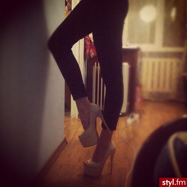 Szpilki Buty Moda