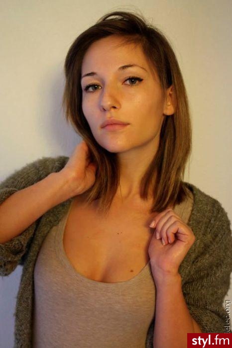 Średnie Fryzury