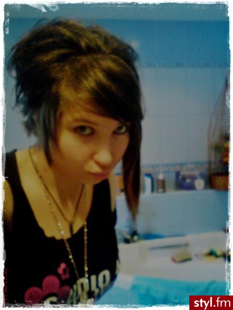 EMO Alternatywne Średnie Fryzury