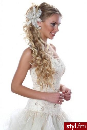 Blond Upięcie Kręcone Ślubne Długie Fryzury