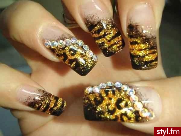 Manicure - Paznokcie