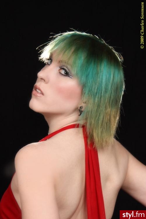 Średnie Fryzury