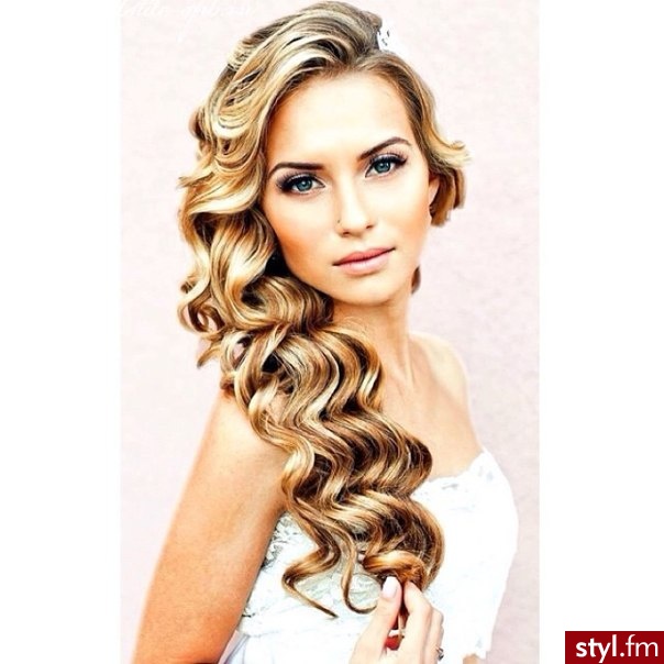 Blond Rozpuszczone Kręcone Ślubne Długie Fryzury