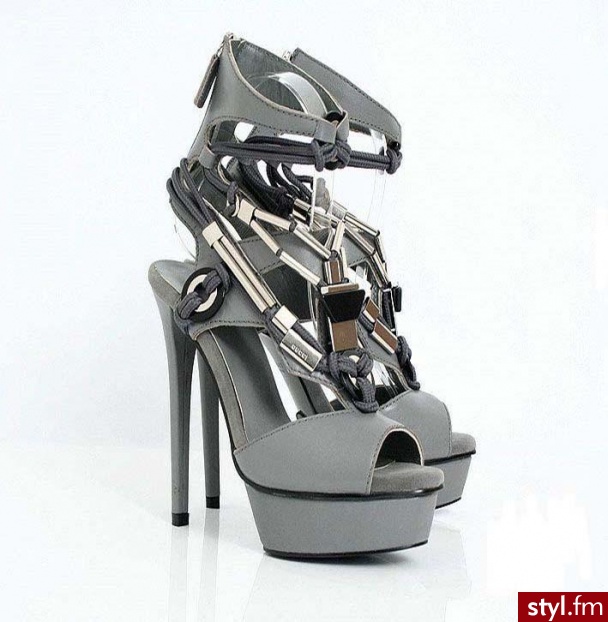 Buty.. Gucci. :) - Pozostałe Buty Moda