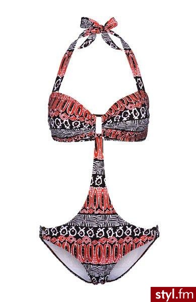 Kostium jest do kupienia w sklepach New Yorker. Kosztuje 19,95 euro. - Pozostałe Ciuchy Moda