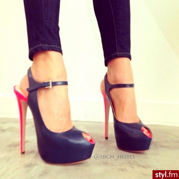 Szpilki Buty Moda