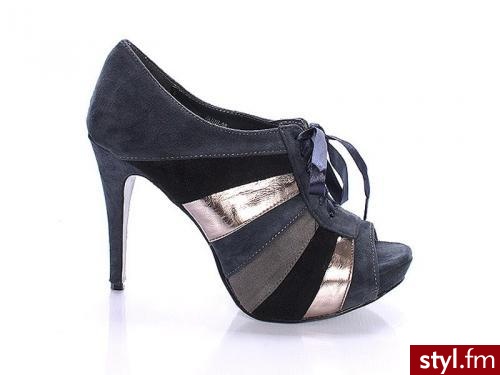 Pozostałe Buty Moda