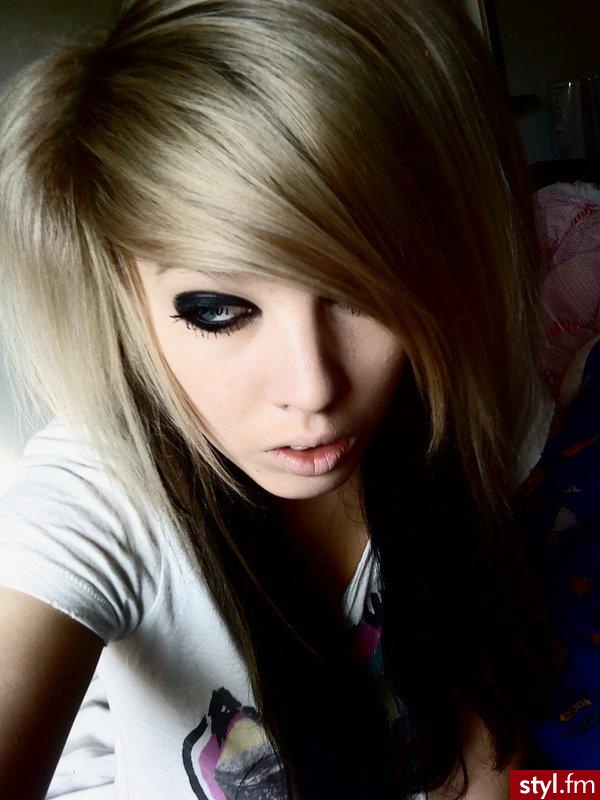 EMO Alternatywne Średnie Fryzury