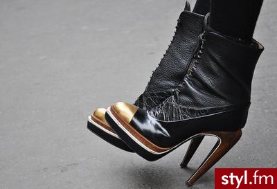 Jeżeli zdjęcie znajduje się już w galerii poproszę o link - Pozostałe Buty Moda