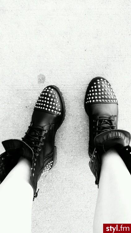 Glany Buty Moda