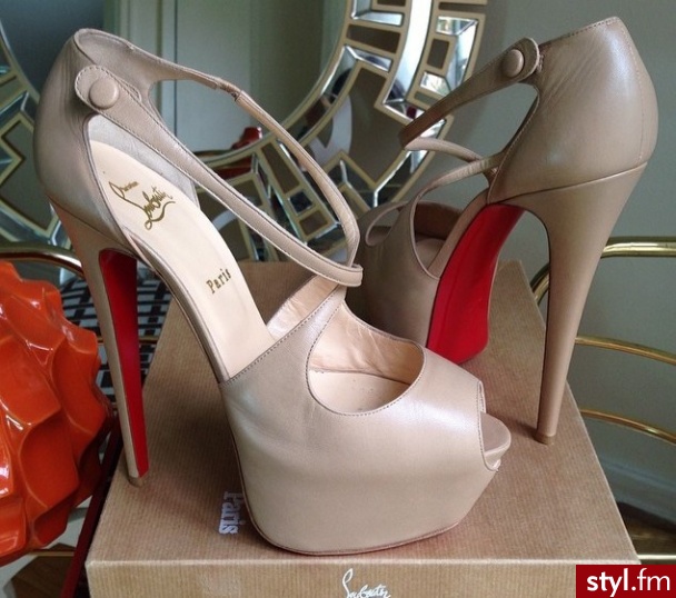 Szpilki Buty Moda