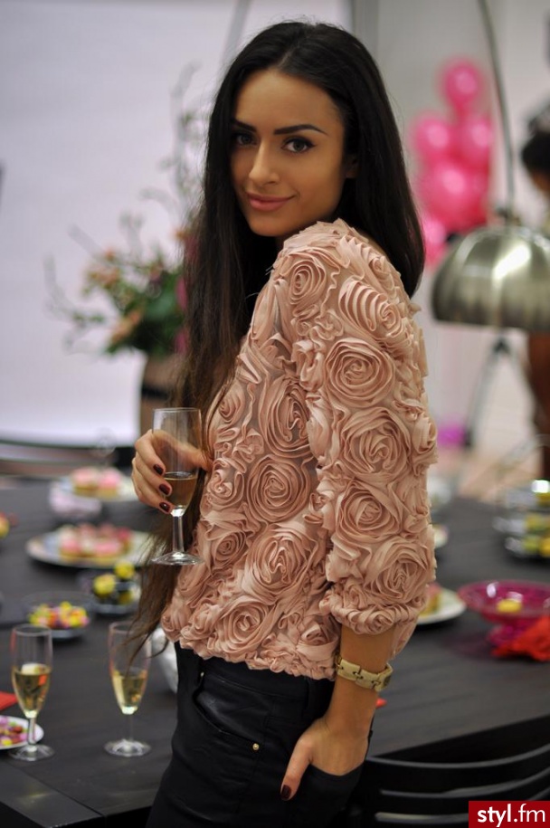 Swetry Ciuchy Moda