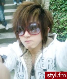 Japan boy. Cudny <3 - Średnie Męskie Fryzury