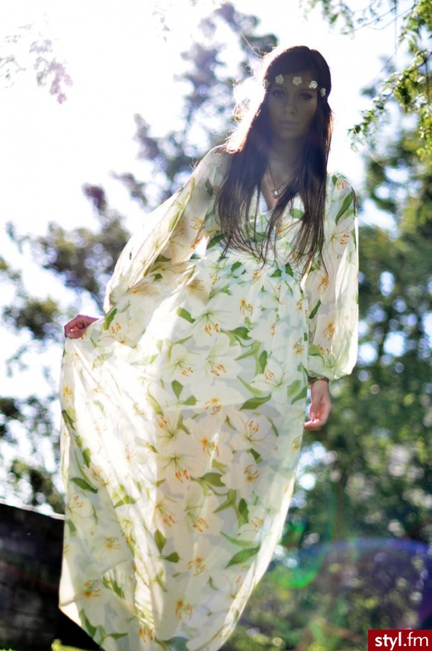 Sukienki Moda
