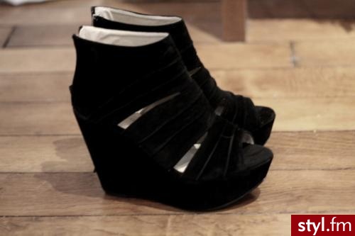 Pozostałe Buty Moda
