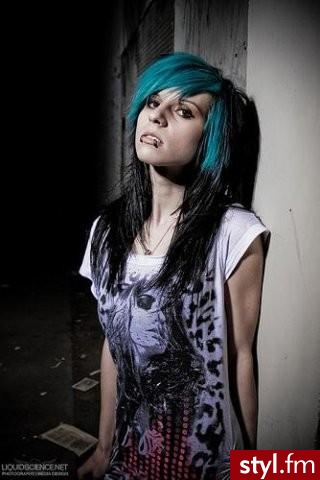 Airica Macabre - EMO Alternatywne Średnie Fryzury