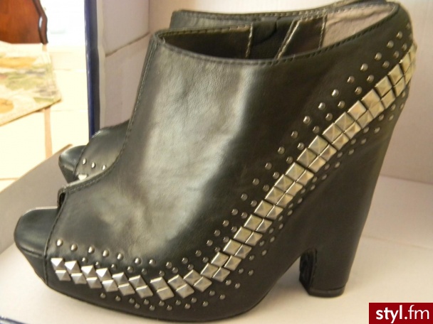 Pozostałe Buty Moda