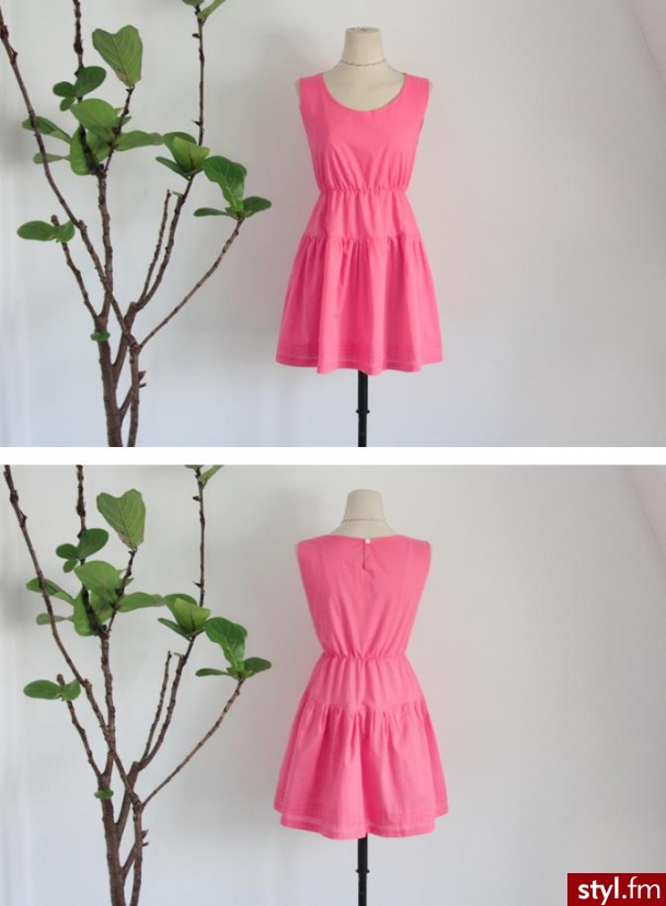 Sukienki Moda