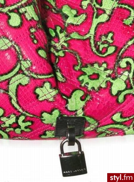 Torba Marc Jacobs

Torbę można kupić w internetowym sklepie LuisaViaRoma. Kosztuje 1115 euro. - Pozostałe Torebki Moda