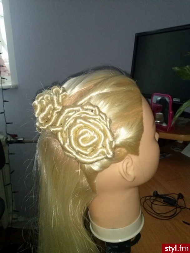 Blond Upięcie Proste Ślubne Długie Fryzury