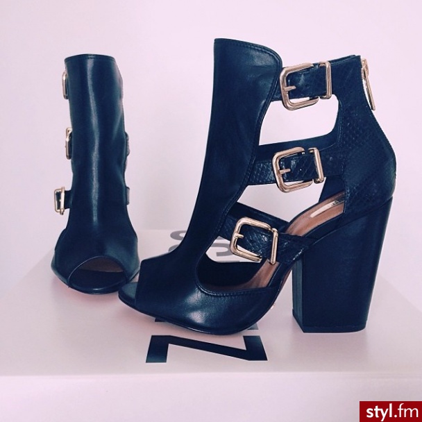 Sandały Buty Moda