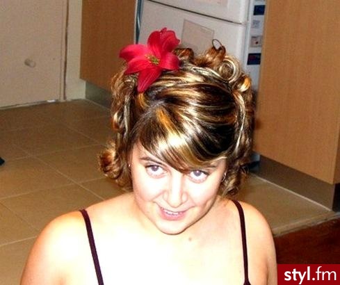 fryzury jak. fryzury jak - Internetowy Katalog Fryzur IKF.com.pl, propozycje fryzur na każdą okazję np. fryzury na 2007 - Średnie Fryzury