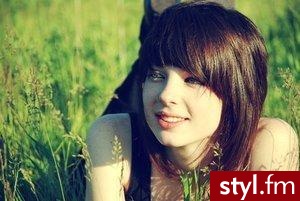 To nie mój fryz więc nie mam więcej fotek! - Średnie Fryzury