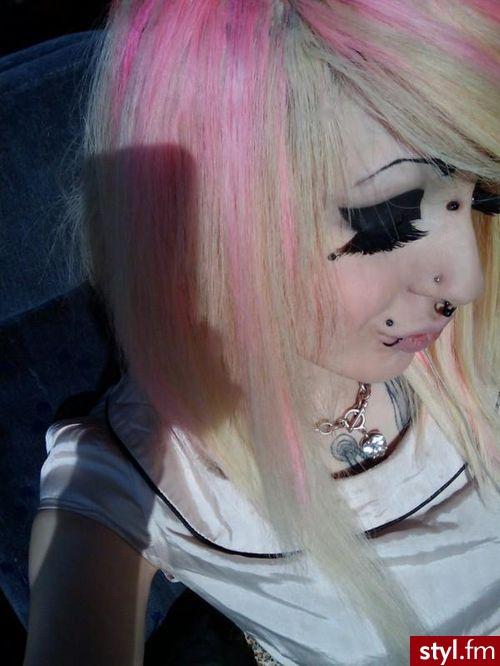 EMO Alternatywne Średnie Fryzury