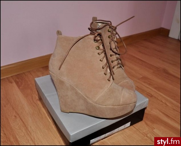 Pozostałe Buty Moda
