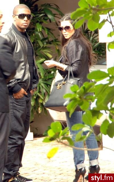 Kardashian. Kim Kardashian - Moda uliczna Inne Moda