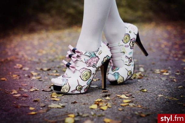 i prosze nie pisać mi , że te buty już są . - Styler