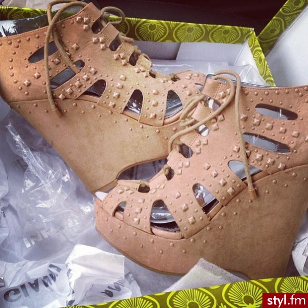 Koturny Buty Moda