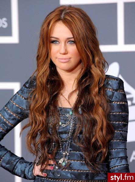Miley Cyrus. Miley Cyrus - Długie Fryzury