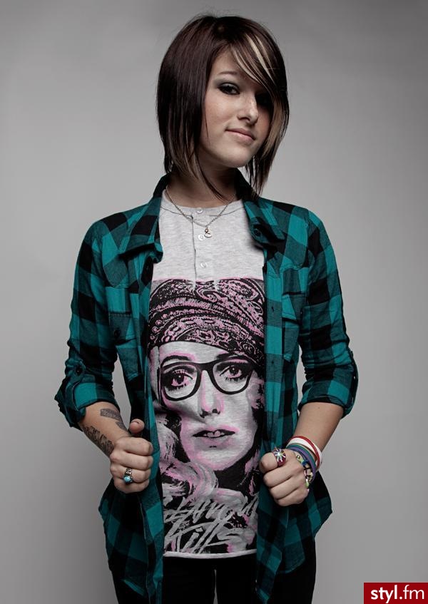 Cassadee Pope - Średnie Fryzury